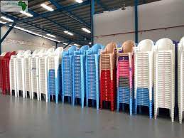 acquisition de chaises plastiques